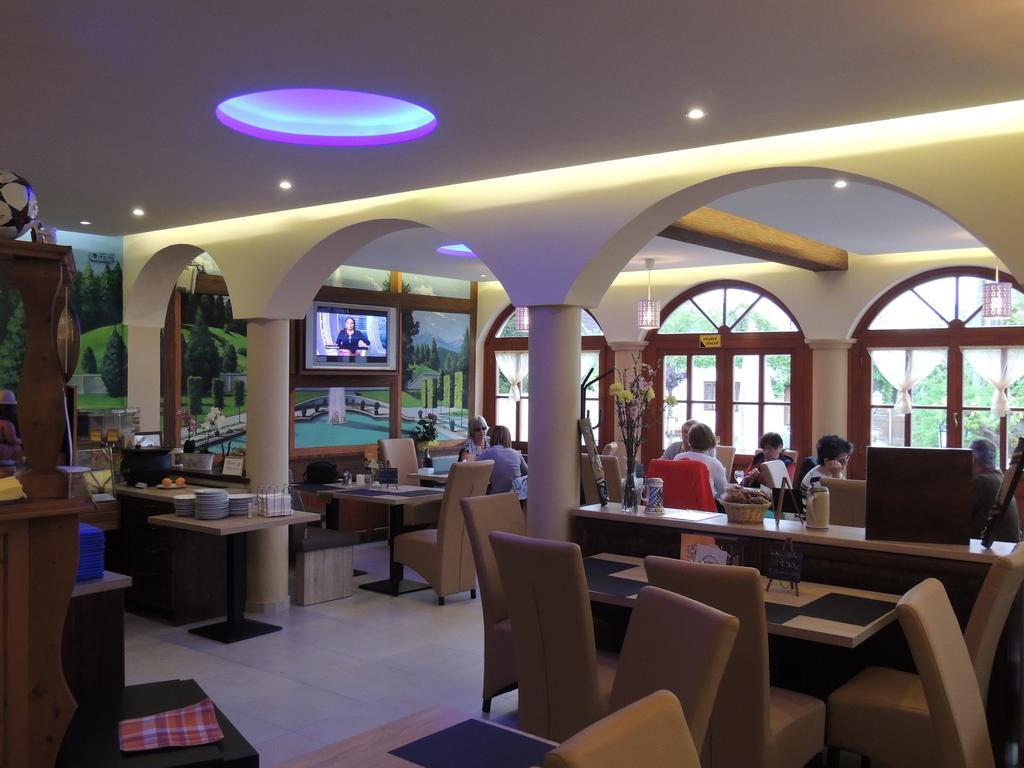 Bajor Panzio Buek-Buekfuerdo, Adults Friendly 12 Plus Exterior foto